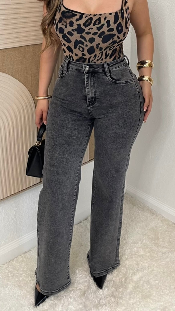 Sculpted Fit High-Rise Jeans