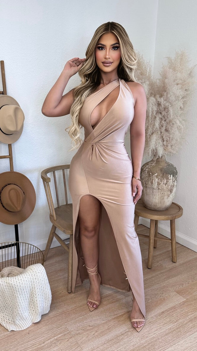 Know No Limits Dress (Taupe)
