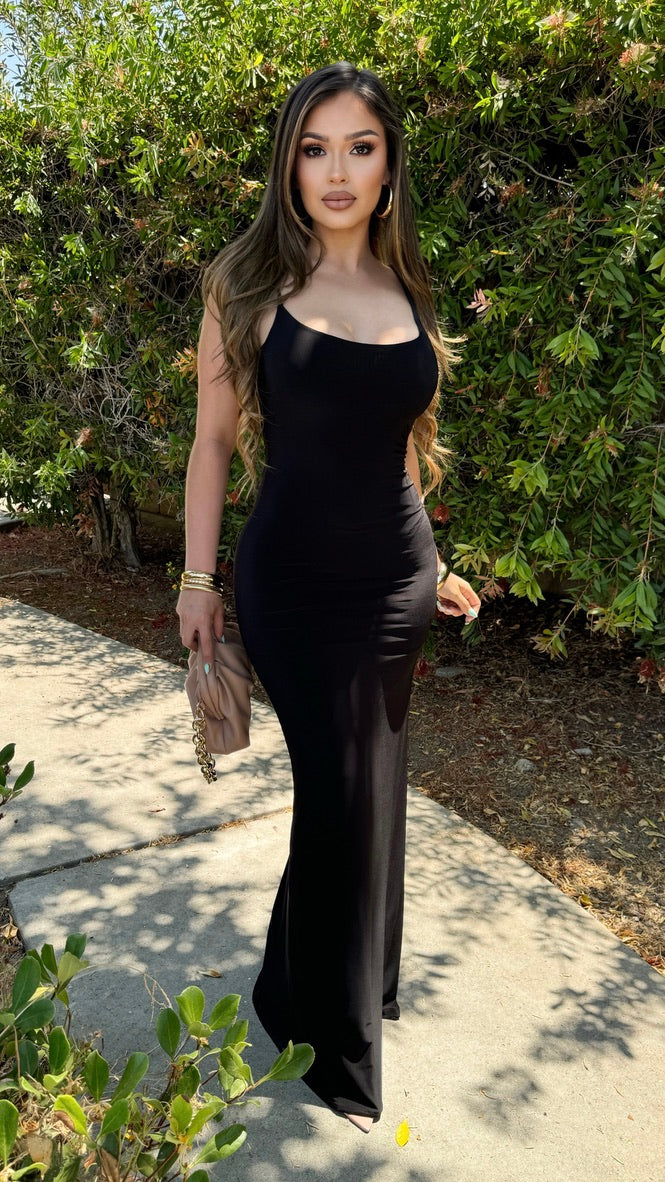 On The Move Double Material Maxi Dress (Black)