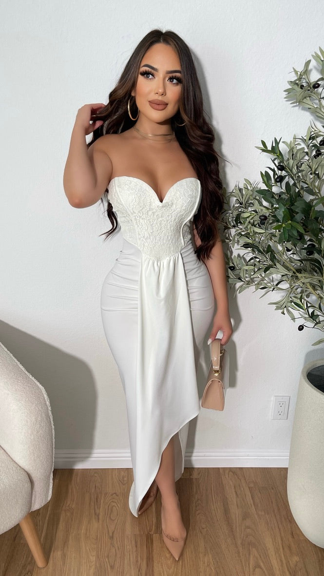 Kaylie Couture Dress (Ivory)