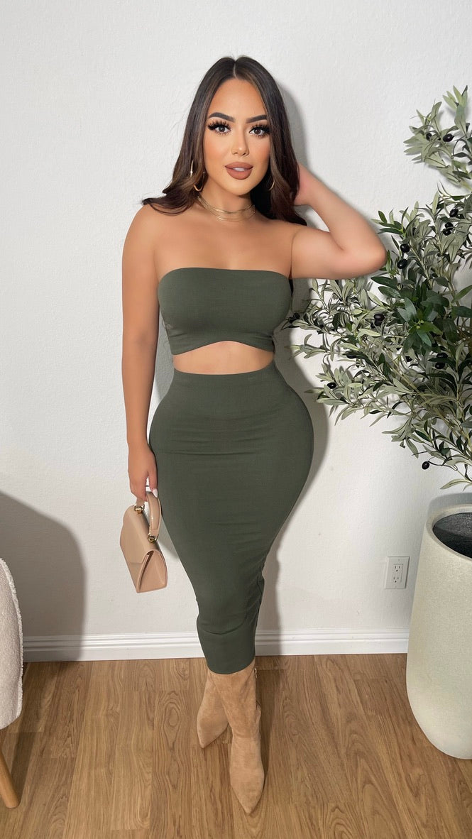 Steal Your Attention 2PC Set (Olive)