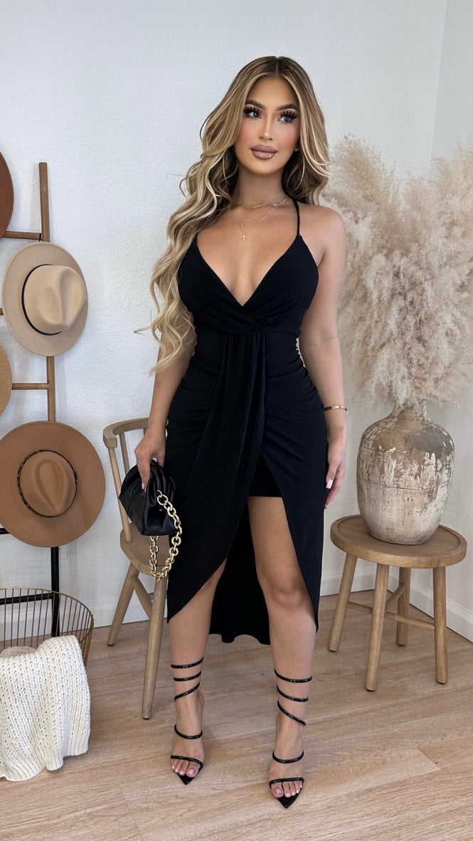 She's Always Ready Midi Dress (Black)