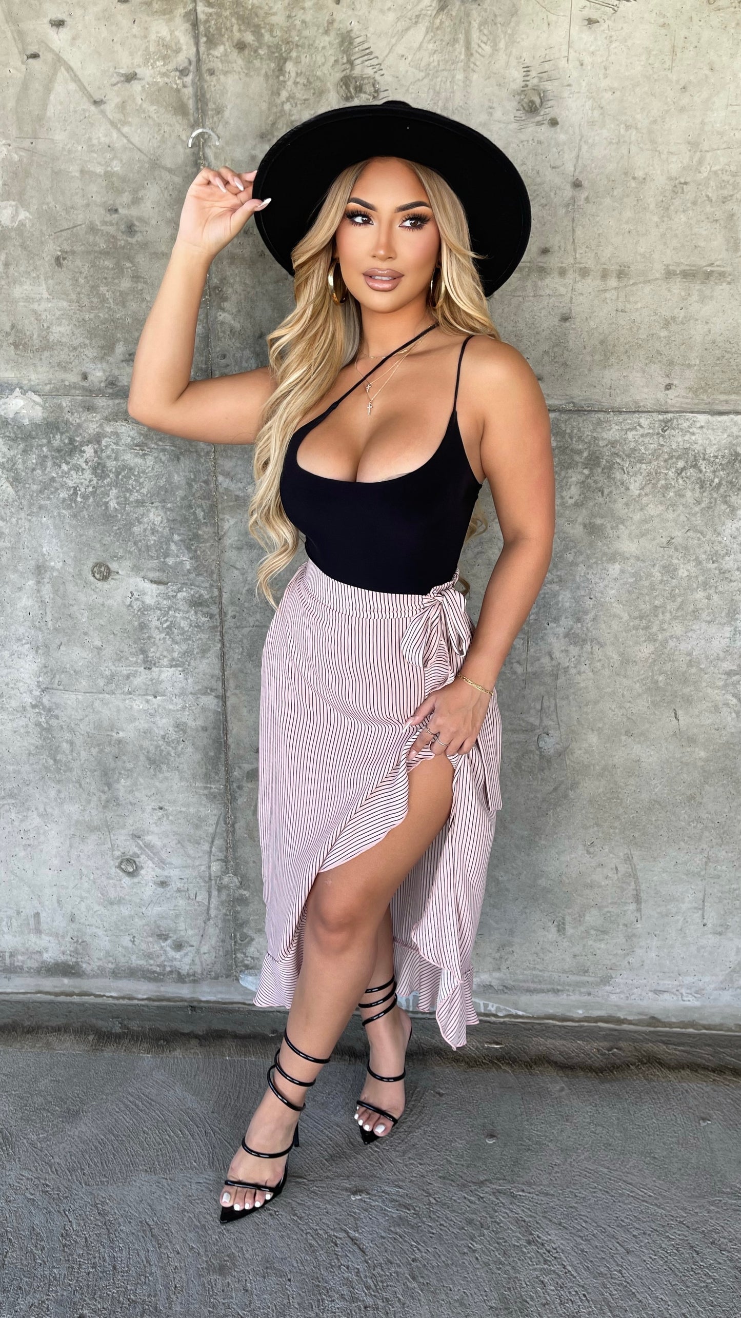 Let It Flow Maxi Skirt (Blush/ Black)
