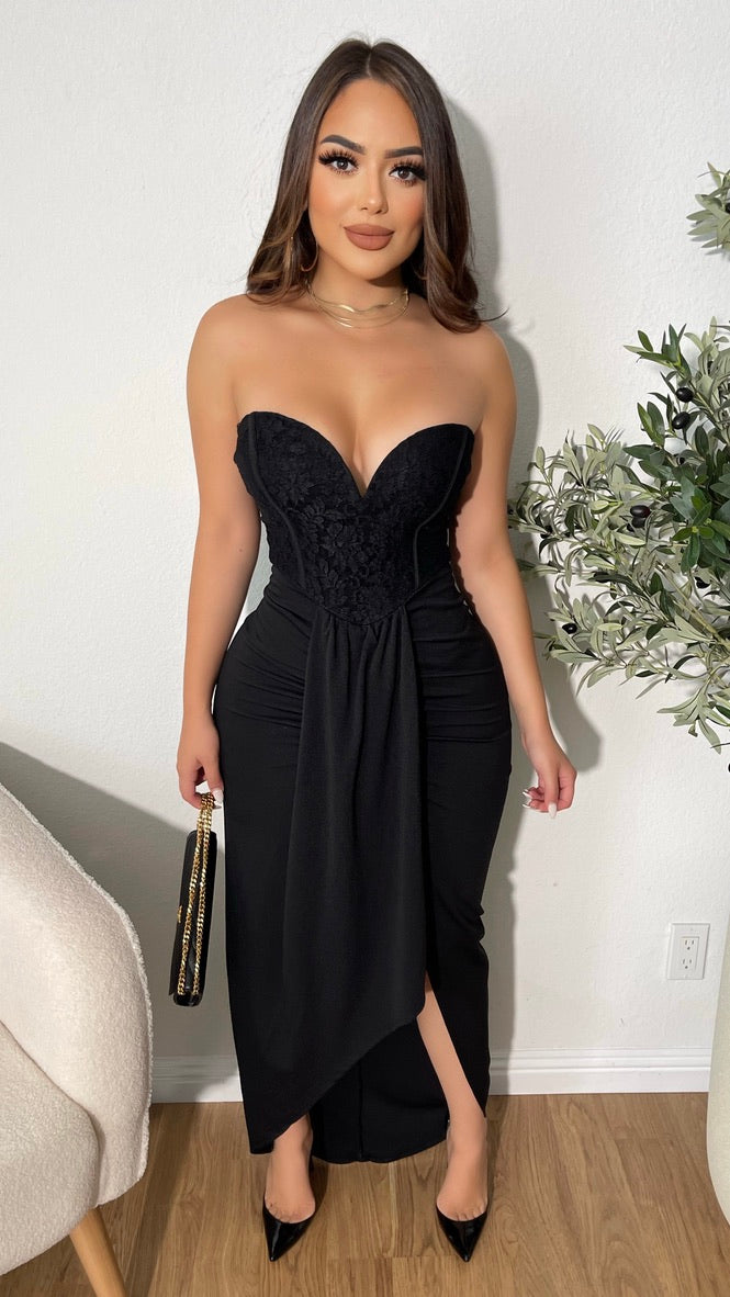 Kaylie Couture Dress (Black)