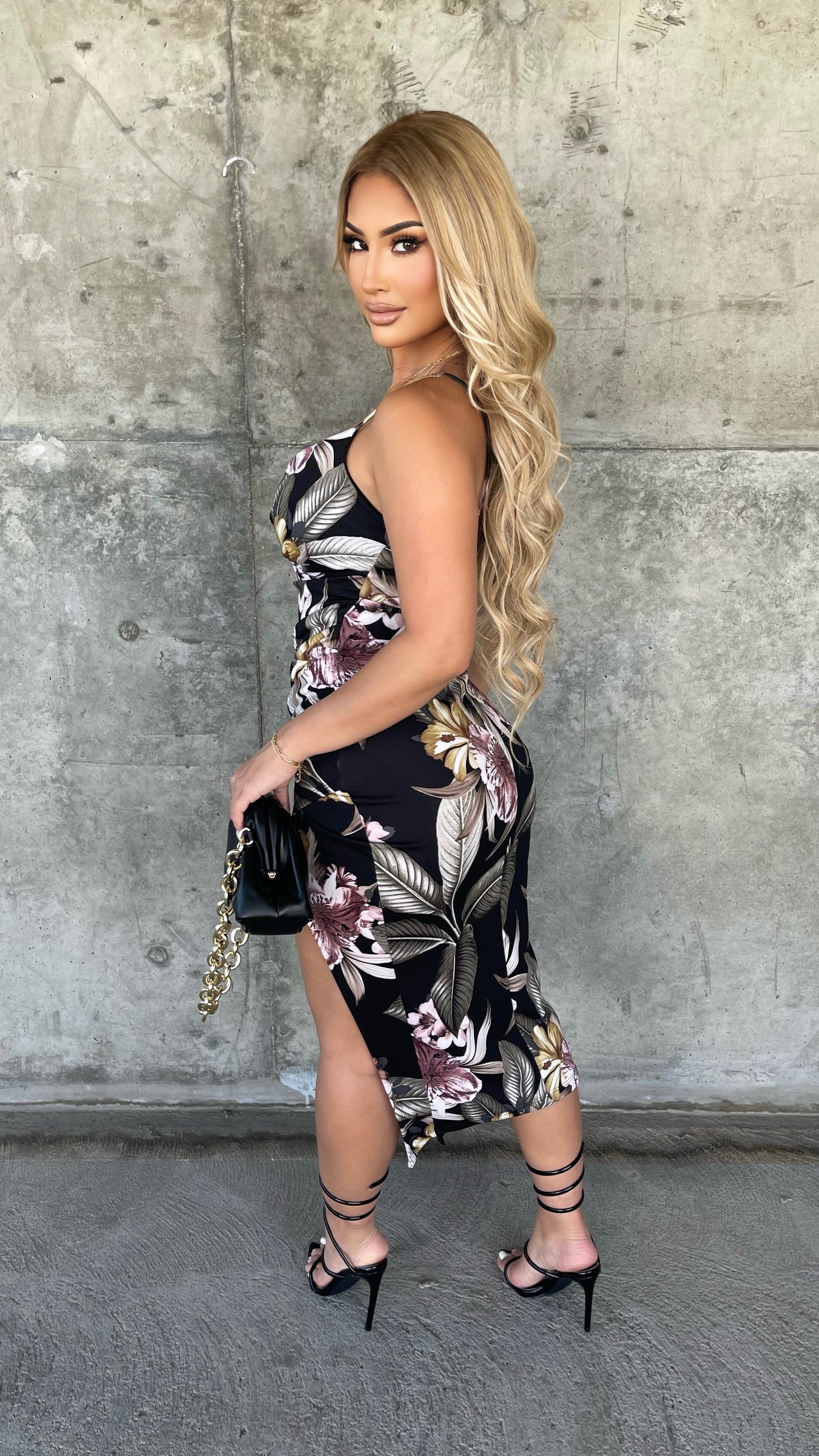 Creating Moments Midi Dress (Black)