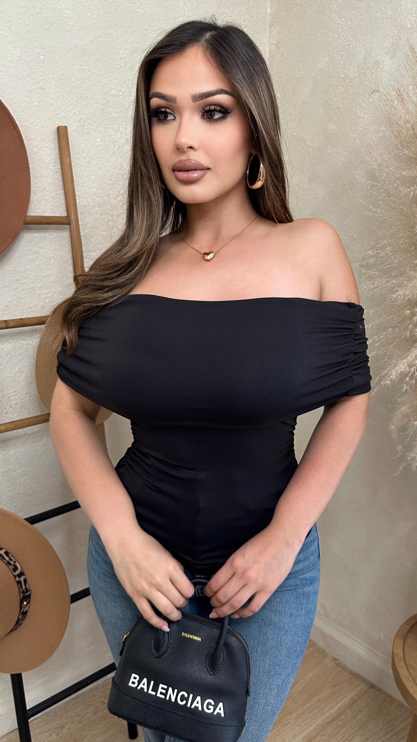 Bare Ruched Knit Top (Black)