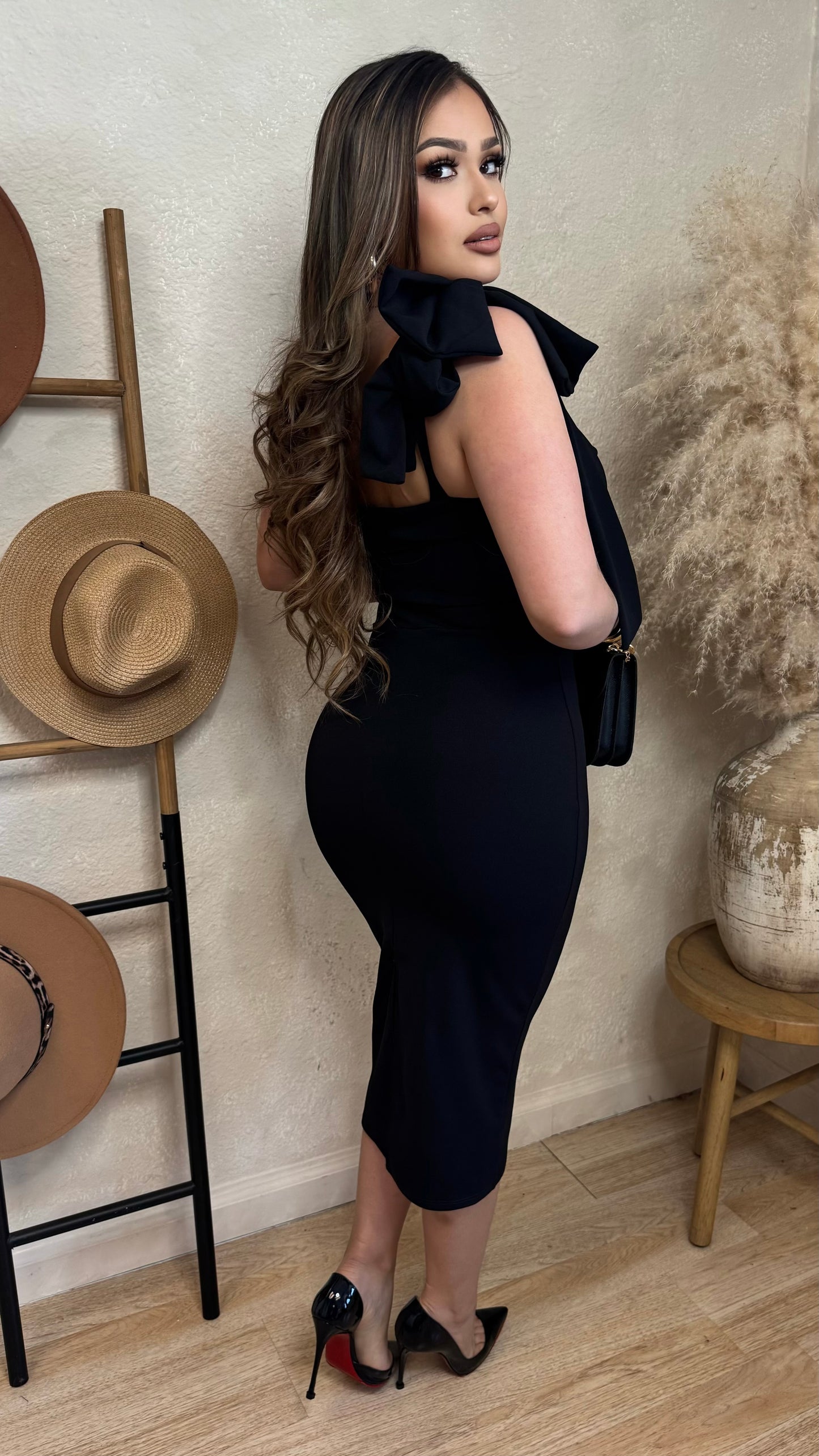 Own The Mood Dress (Black)