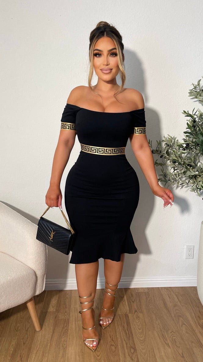 Make Your Entrance Dress (Black)