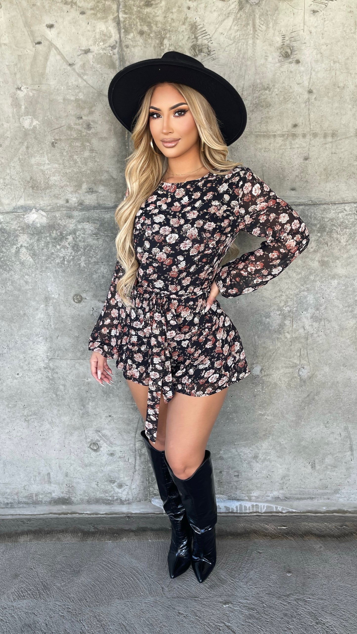 Aylisa Floral Romper (Black)