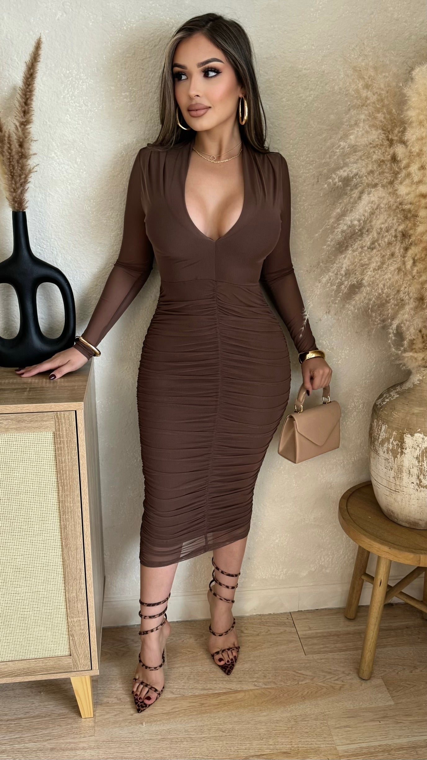 Distinctive Charm Dress (Brown)