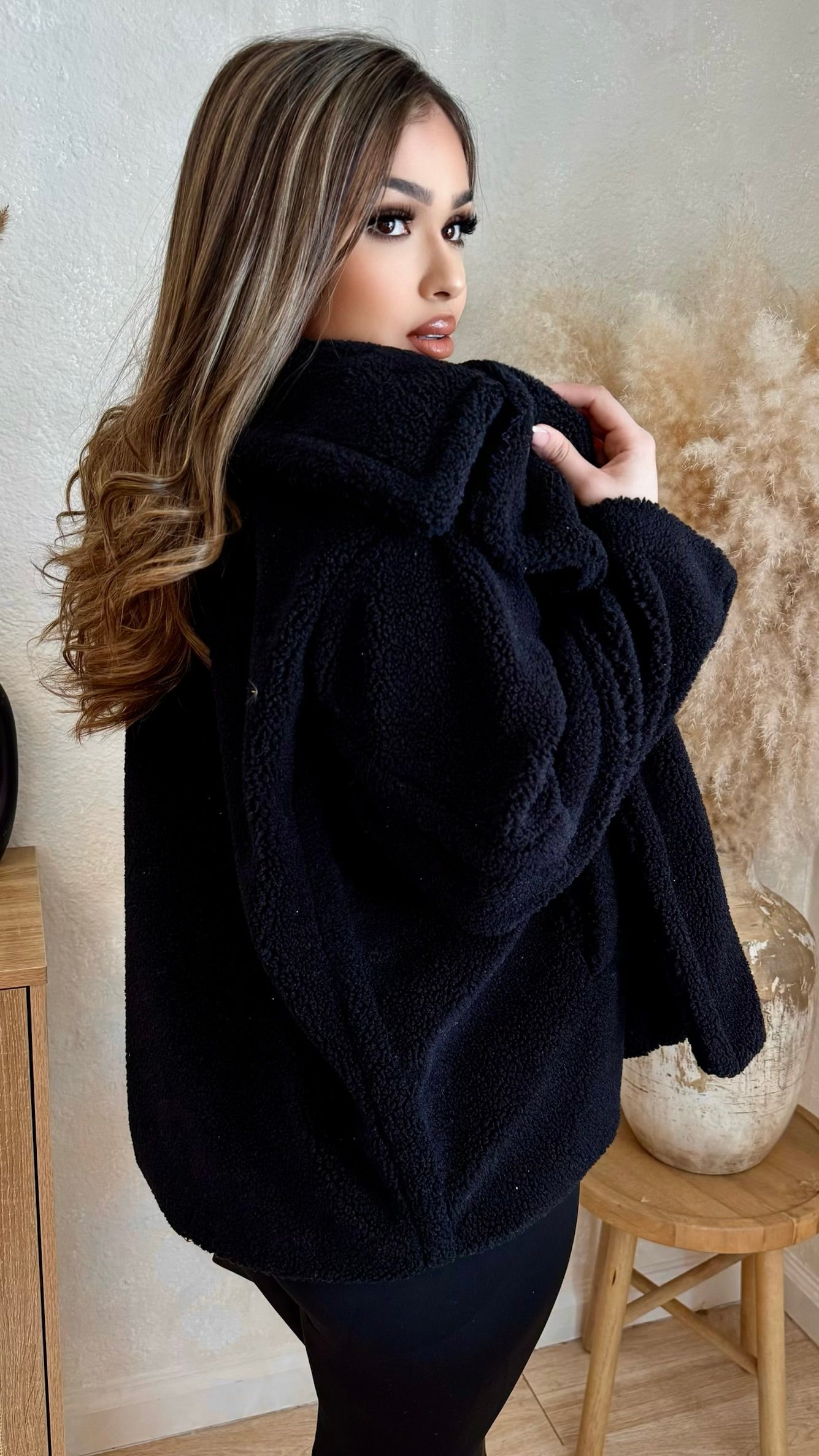 Cozy Feels Sherpa Jacket (Black)