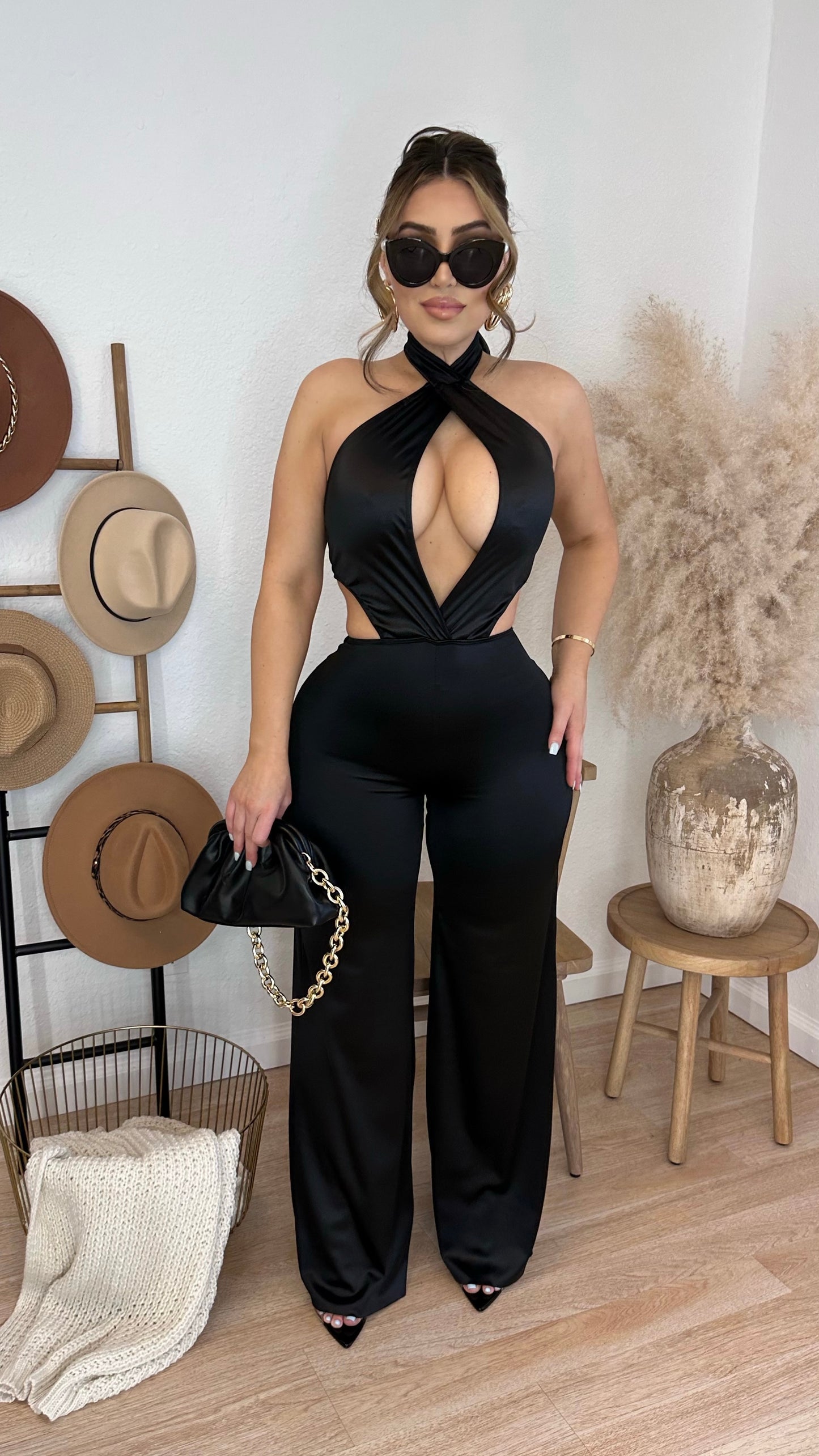 Taking Compliments Jumper (Black)