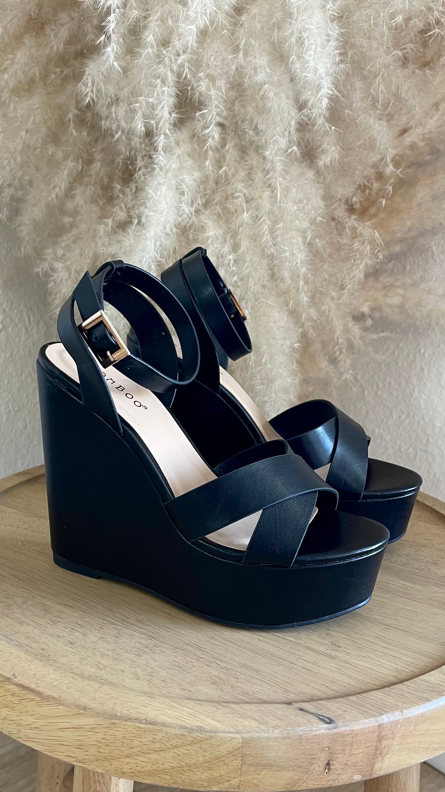 Vallarta Wedges (Black)