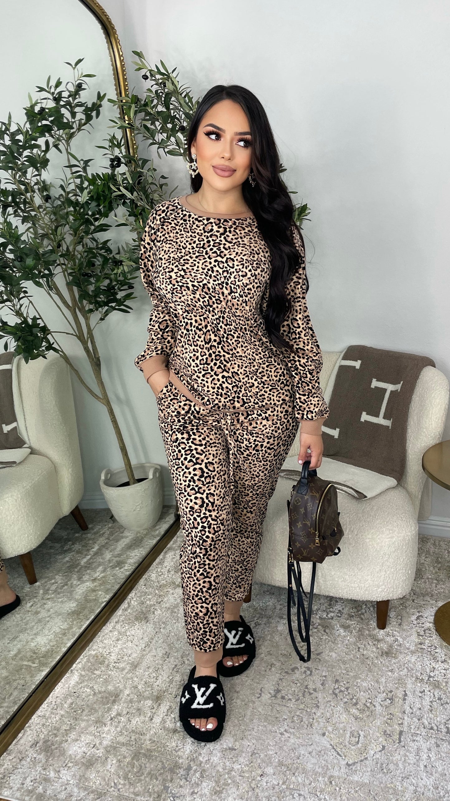 Live The Impossible 2PC Set (Leopard)