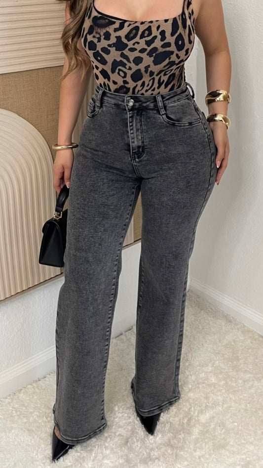 Sculpted Fit High-Rise Jeans