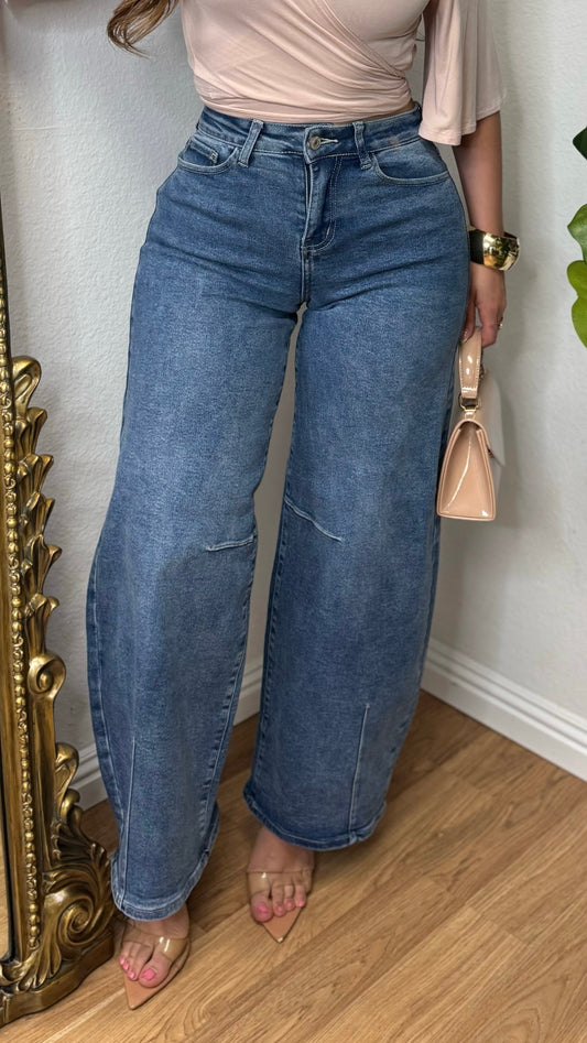 Ultimate Medium Wash Barrel Jeans