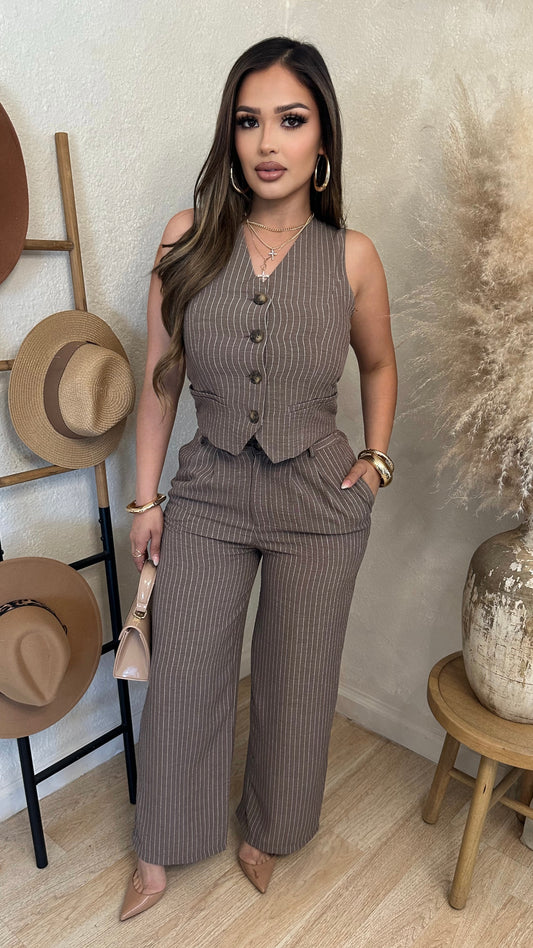 Boss Babe Stripe Set (Brown)