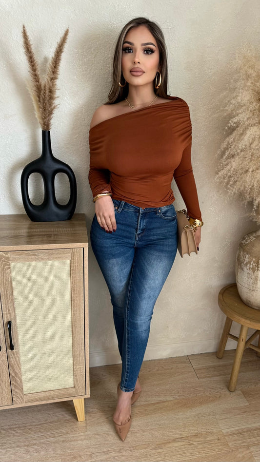 Luxe Off Shoulder Top (Camel)