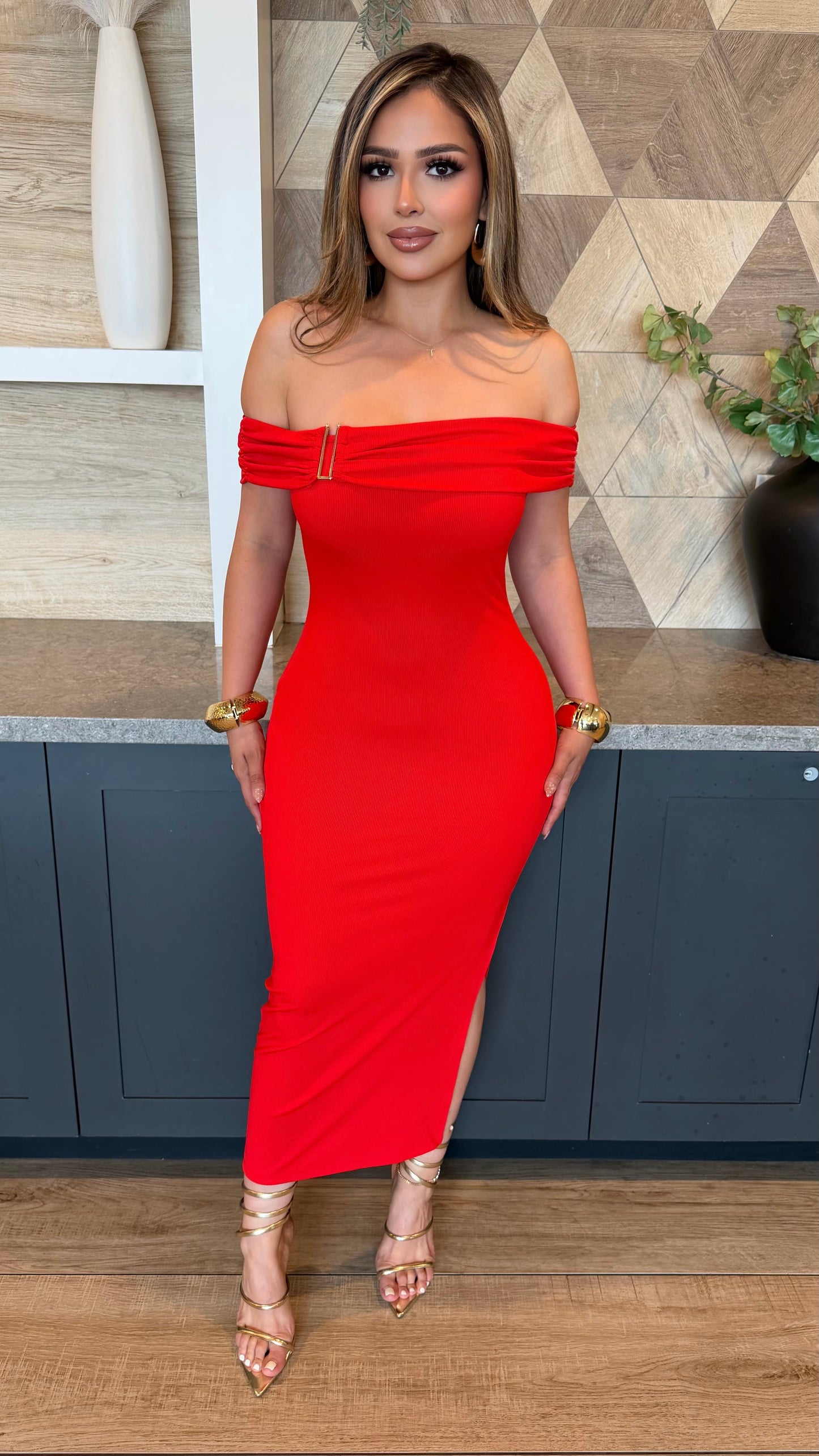 Captivating Off Shoulder Dress (Red)