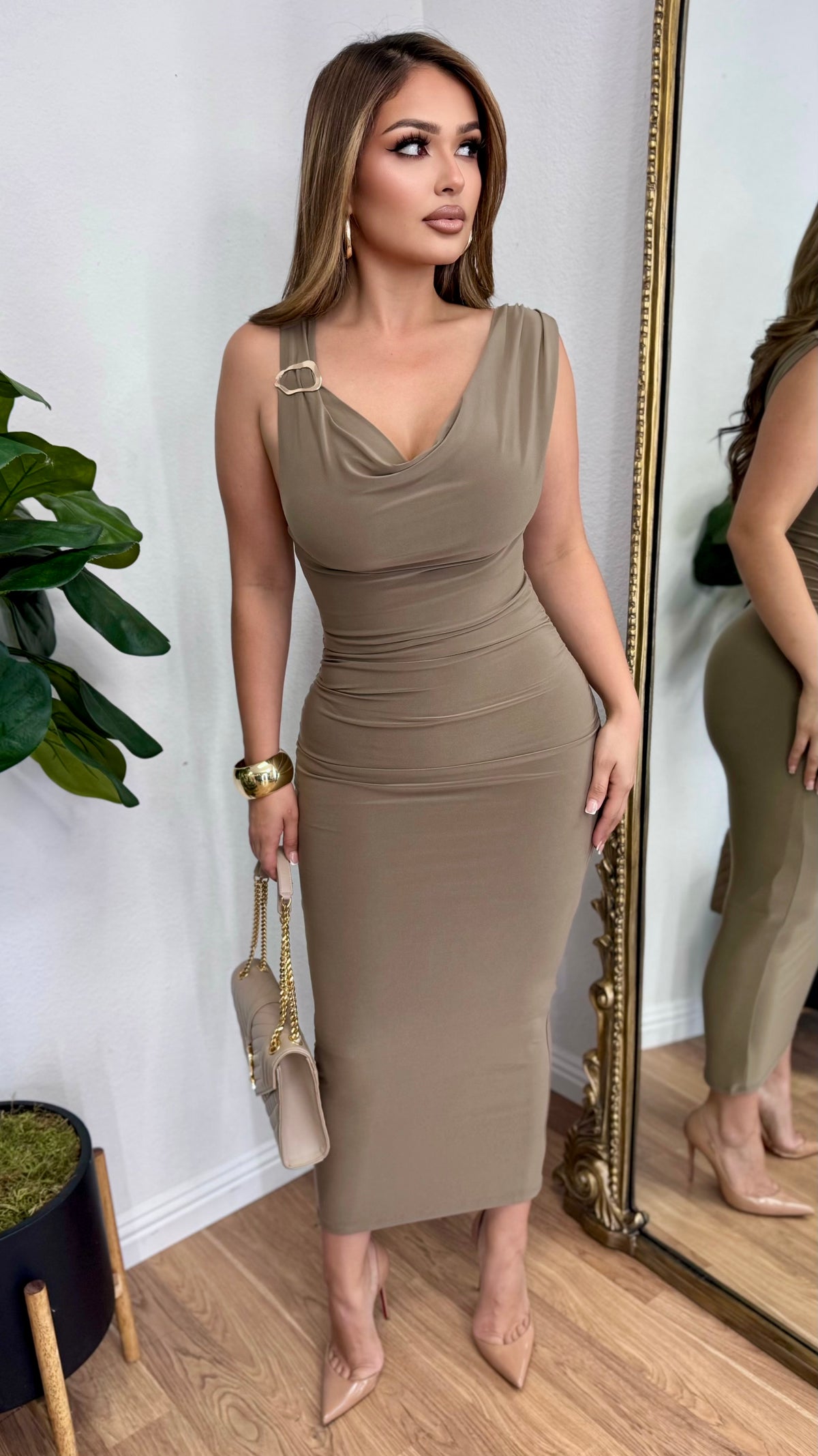 In Demand Midi Dress (Mocha)
