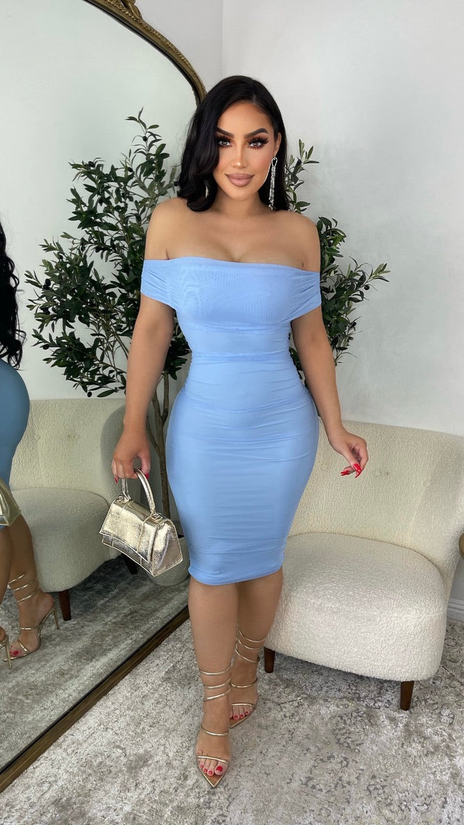 Step On The Scene Midi Dress (Dusty Blue)